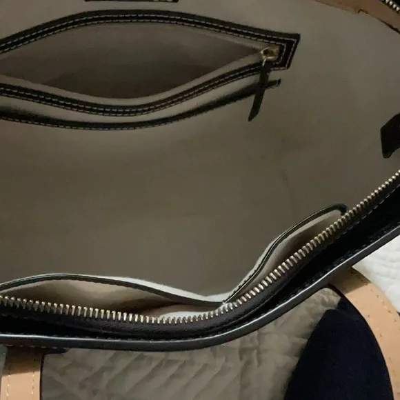 Dooney & Bourke Black Leather Tote Bag - Picture 10 of 14